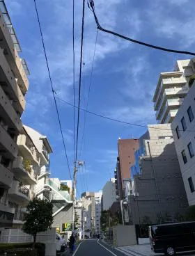 ドミール五番町ビルの外観