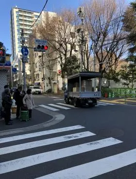 東郷パークビルの外観