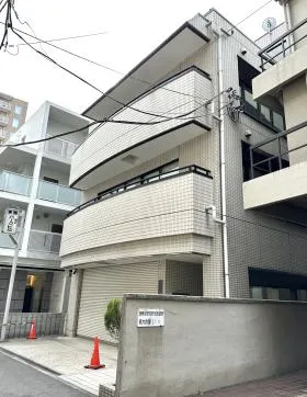 第2東郷パークビルの外観
