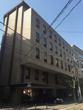興和二番町ビルの外観