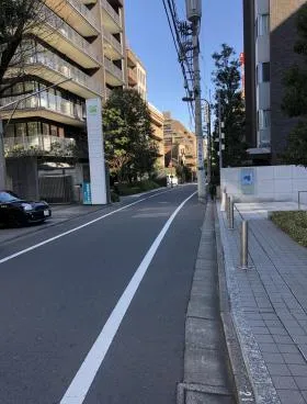 六番町ステートビルの外観