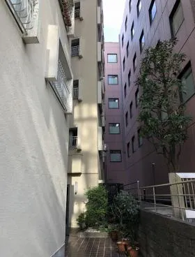六番町マンションの外観