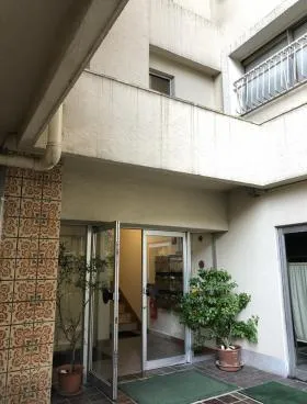 六番町マンションの外観