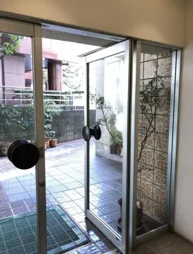 六番町マンションの外観