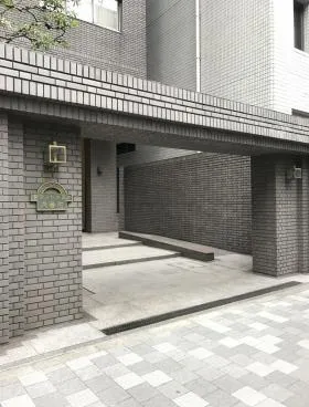 グランドメゾン六番町の外観