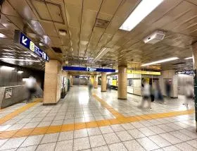九段下駅