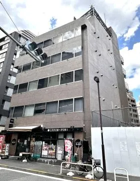 喜京家ビルの外観