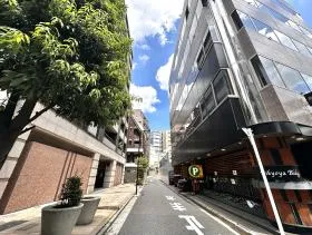 喜京家ビルの外観