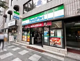 ファミリーマート