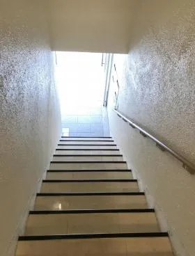 大塚ビルの外観