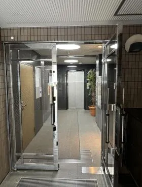 ニューライフビルの外観