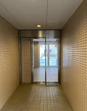 ビラアペックス市ヶ谷(旧:番町ビル)の外観