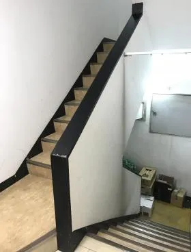 オリエントビルの外観