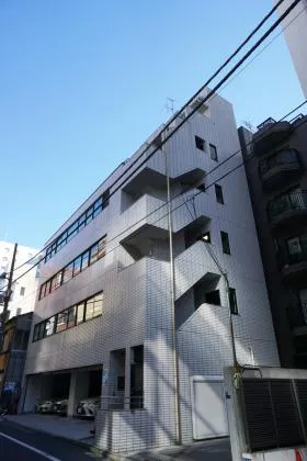 第3東郷パークビルの外観