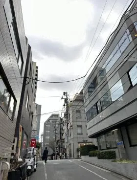 滝ビルの外観