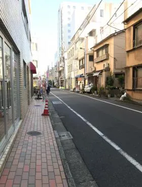 シルキーハイツ九段南2号館ビルの外観