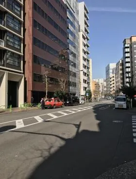 新富191ビルの外観