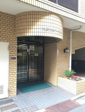 九段シルバーパレスの外観