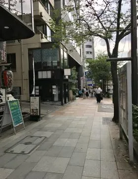 しみずビルの外観