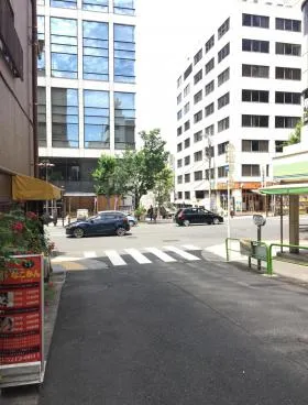 ツボヤビルの外観