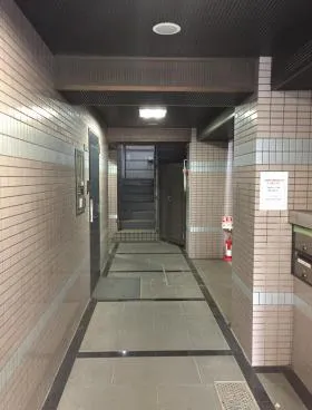 アソルティ市ヶ谷ビルの外観