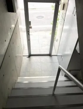 グリーンビル九段南の外観