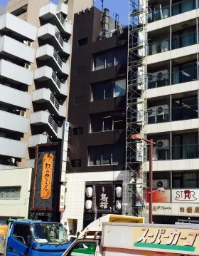 九段清新ビルの外観