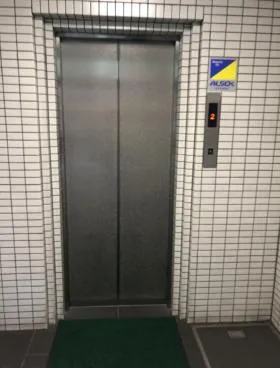 九段久保山ビルの外観