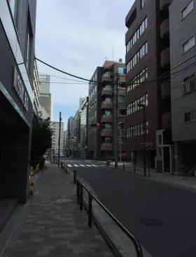 日新ビルの外観