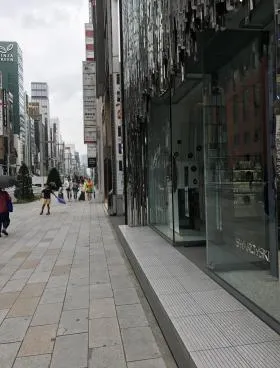 JEWEL BOX GINZAビルの外観