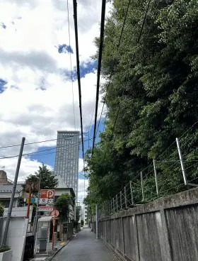 B・Rロジェビルの外観