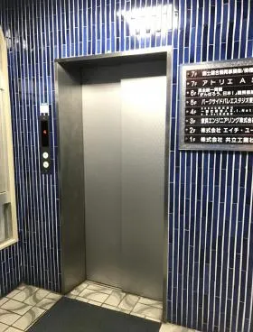 サンライン第14ビルの外観