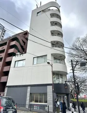 N-cross KUDAN(旧:政文堂ビルの外観