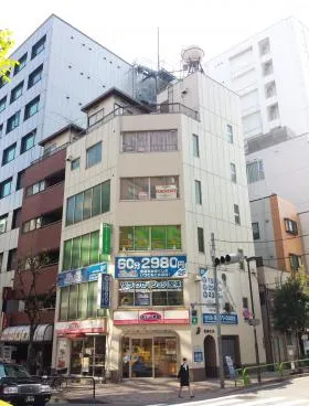 北島ビルの外観