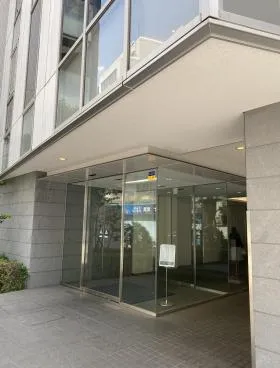 麹町市原ビルの外観