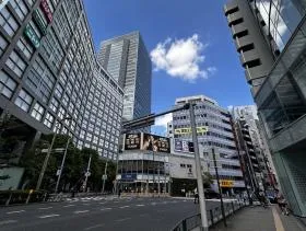 NX新宿ビルの外観