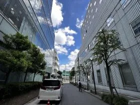 NX新宿ビルの外観