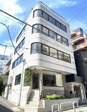 半蔵門堀切ビルの外観