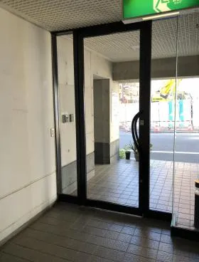 柳下フラッツビルの外観