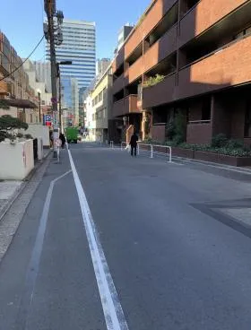 柳下フラッツビルの外観