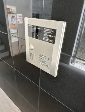 源興號ビルの外観