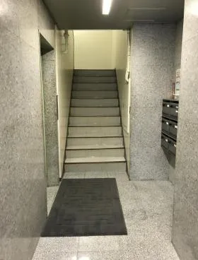 千石屋ビルの外観