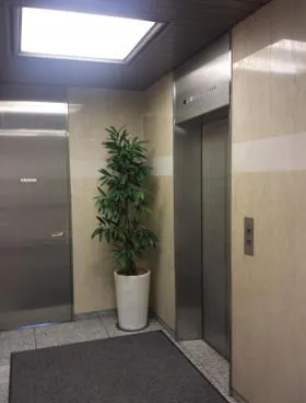 HAKUWAビルの外観