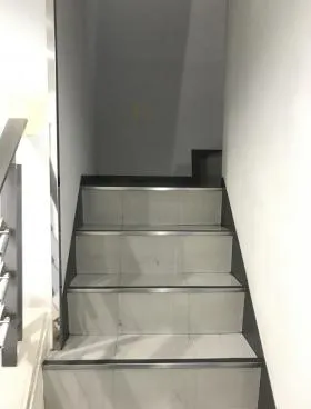 SUNAGAビルの外観