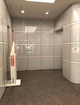 ミツワ小川町ビルの外観