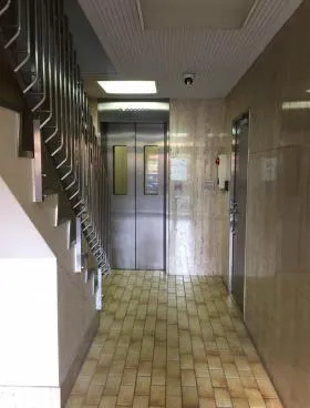 神保町ハトヤビルの外観
