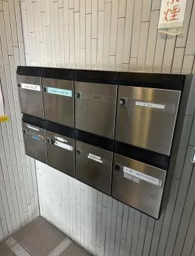 やまかわビルの外観
