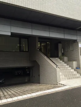 井関ビルの外観