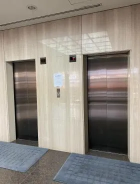 JHVビルの外観