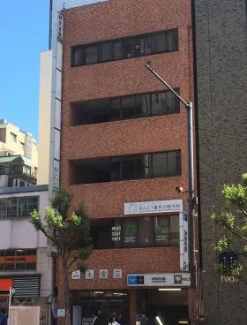 山本ビルの外観